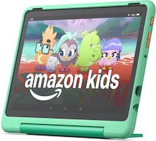 Kids travel gadgets and essentials for summer vacation.